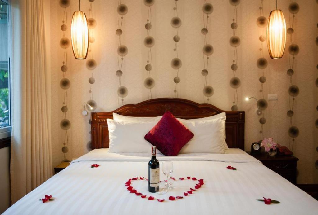 Hanoi Golden Moon Hotel & Travel Zewnętrze zdjęcie