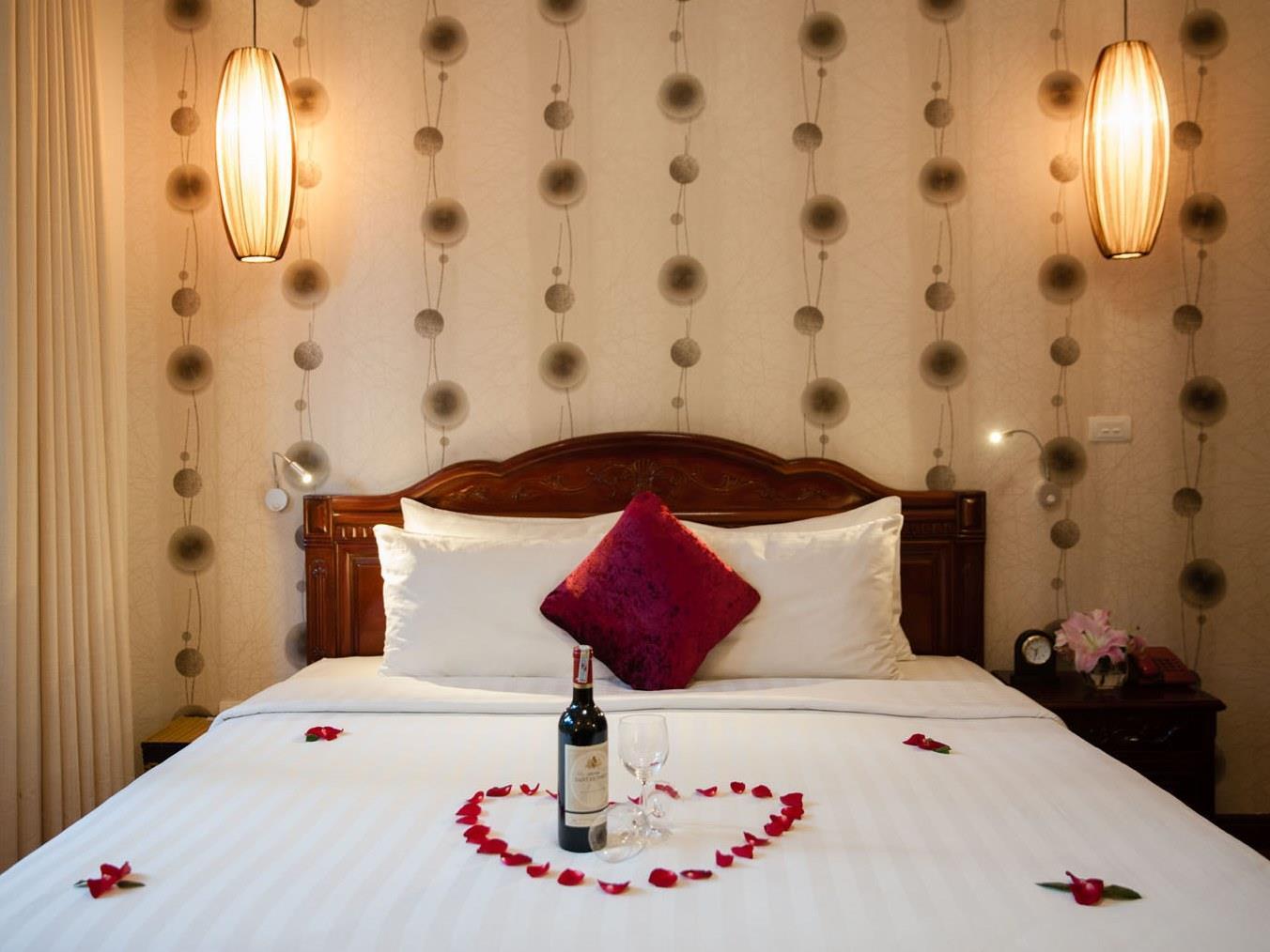 Hanoi Golden Moon Hotel & Travel Zewnętrze zdjęcie
